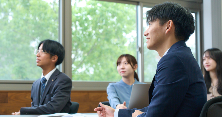 若手社員ミーティング 風景