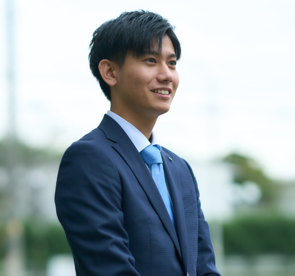 先輩社員01