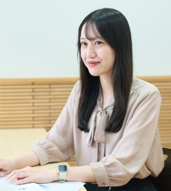 先輩社員04